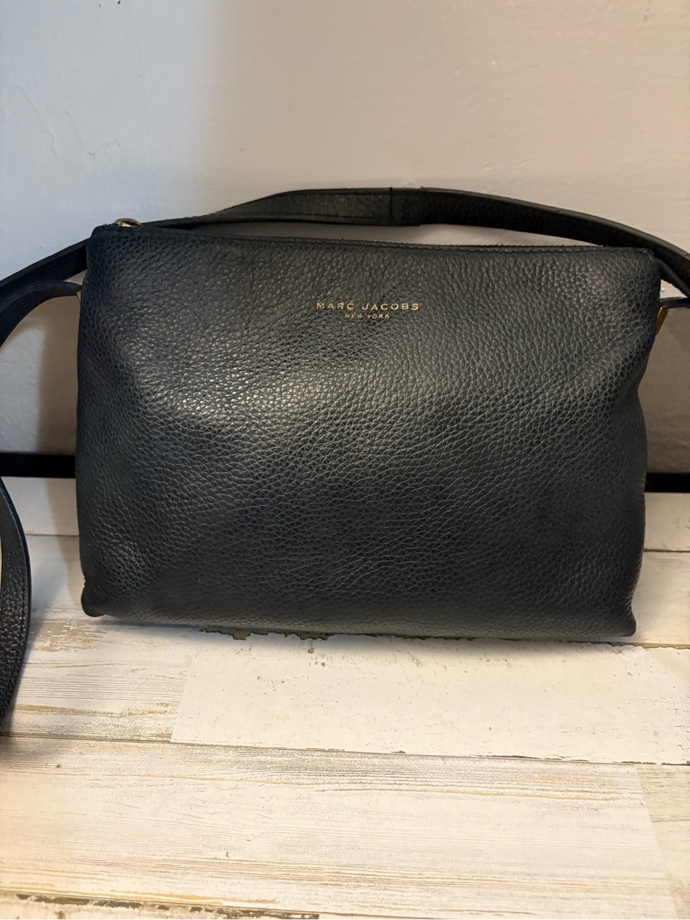 Marc Jacobs New York Black Pebbled Leather Shoulder Bag with Gold Logo